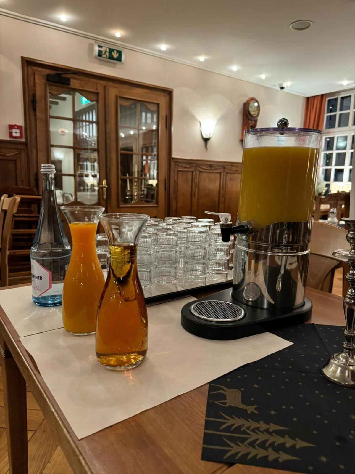 Horchem Hotel-Restaurant-Cafe-Bar Моншау Екстер'єр фото