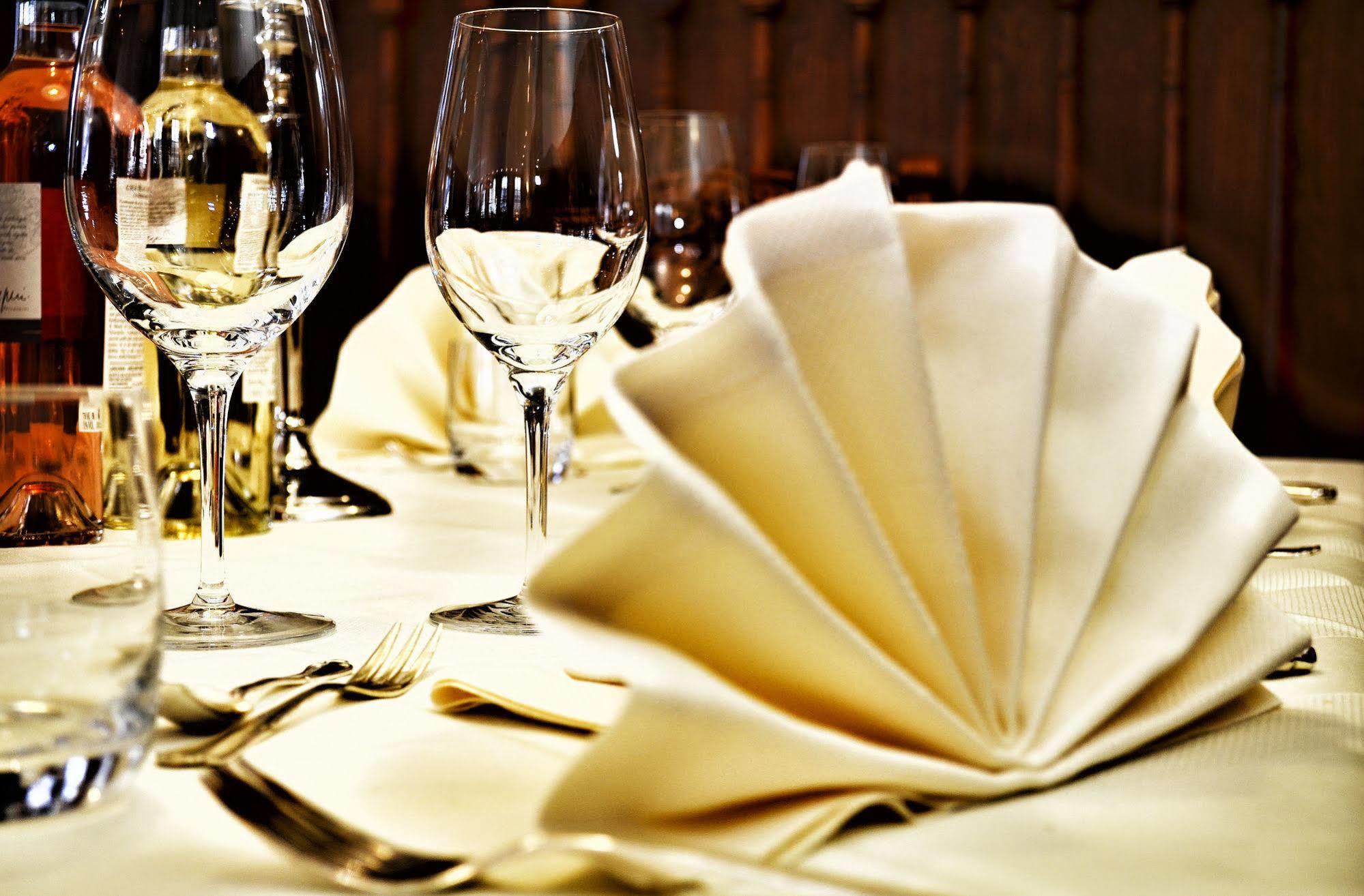 Horchem Hotel-Restaurant-Cafe-Bar Моншау Екстер'єр фото